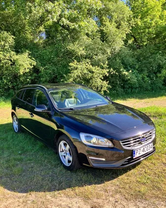 volvo v60 wielkopolskie Volvo V60 cena 44900 przebieg: 194000, rok produkcji 2014 z Luboń